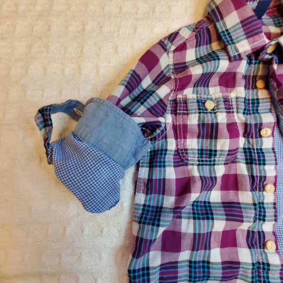 GAP Button-Down Plaid Long Sleeves Shirt, Boys, Size 5 Toddler - Picture 5 of 9